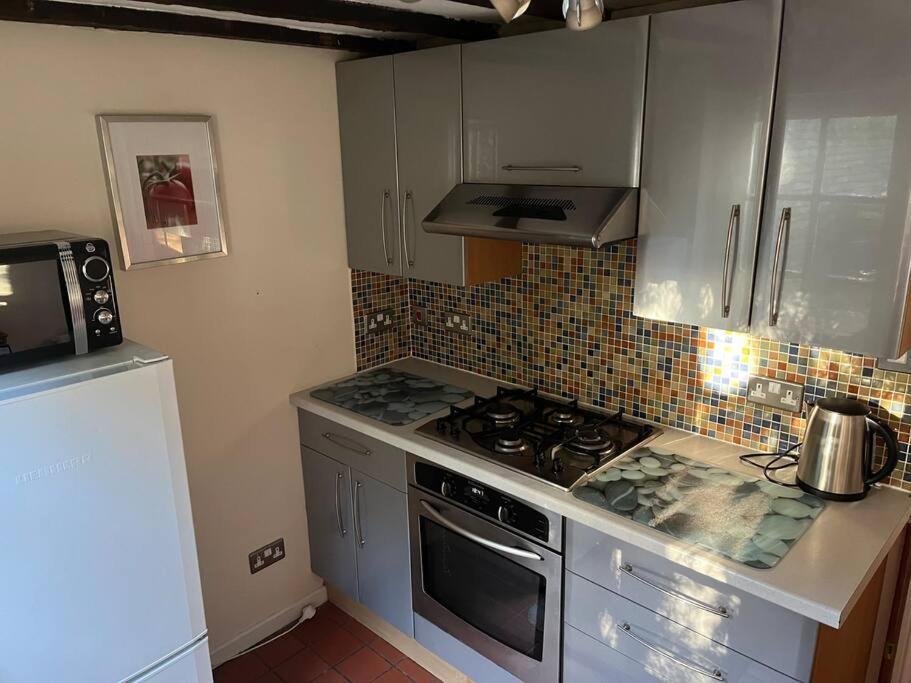 Historic Town Centre Cottage Bury St. Edmunds Екстериор снимка